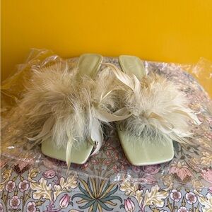 Feathered Women's thong kitten heel sandals in sage green